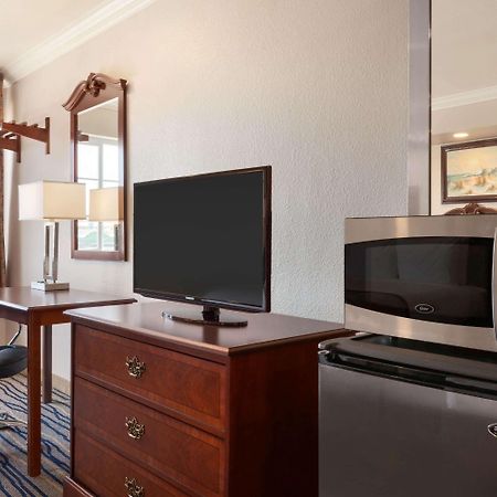 Days Inn By Wyndham Eureka Ca Luaran gambar